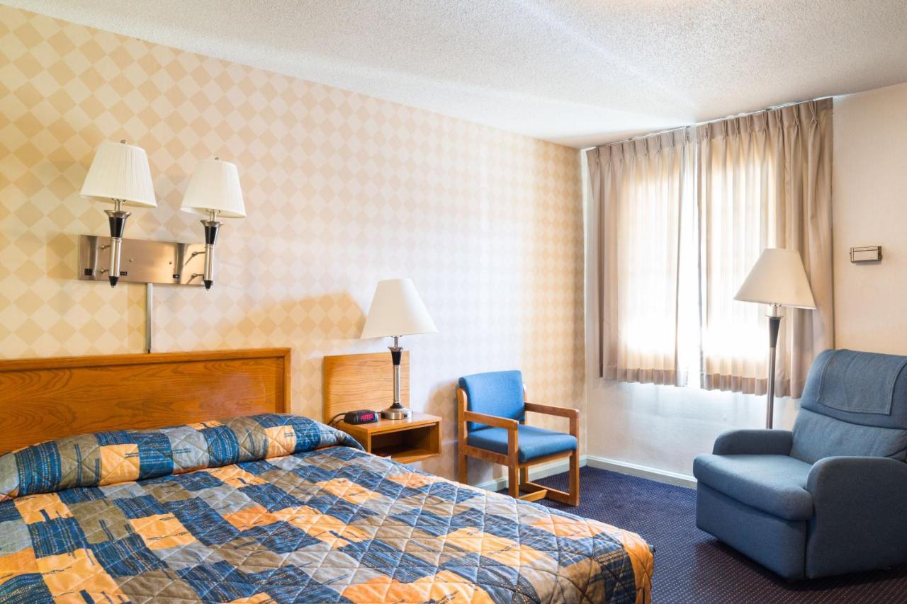 Budget Host Alexandria Motel Exterior photo